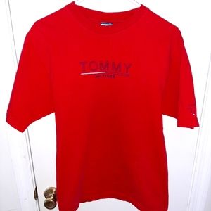 Red Tommy Hilfiger Tshirt XL